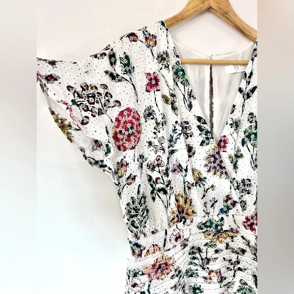 ASTR The Label White Floral Eyelet Short Flutter Sleeve Dress Size Large NWT - Picture 5 of 15